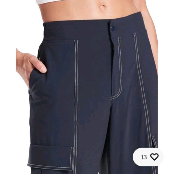 Athleta Chelsea Wide Leg Pants Navy Cargo Pockets Comfort Trending Size 14 - Picture 5 of 12
